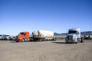 Essential-Winter-Safety-Equipment-For-Heavy-Duty-Truck-Drivers